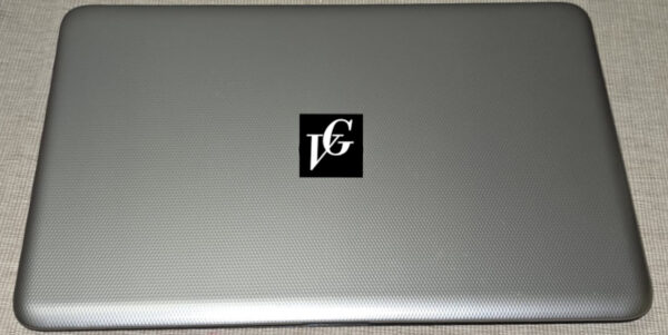 WhatsApp-Image-2026-05-07-at-00.31.58.jpg HP 240 G8 14" Core i5 1 GHz
