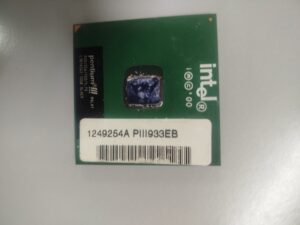 IMG_20260421_122613-scaled-1.jpg Intel Pentium III Mobile